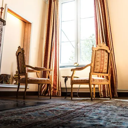 Mosana Guest house *